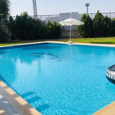 Fun&sun Luxury River With Amazing Landscape Villa